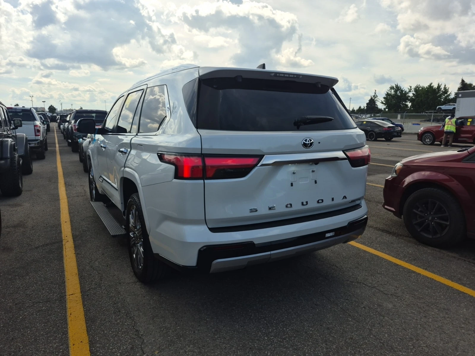 Toyota Sequoia * PLATINUM * CARFAX * , снимка 4 - Автомобили и джипове - 56020443