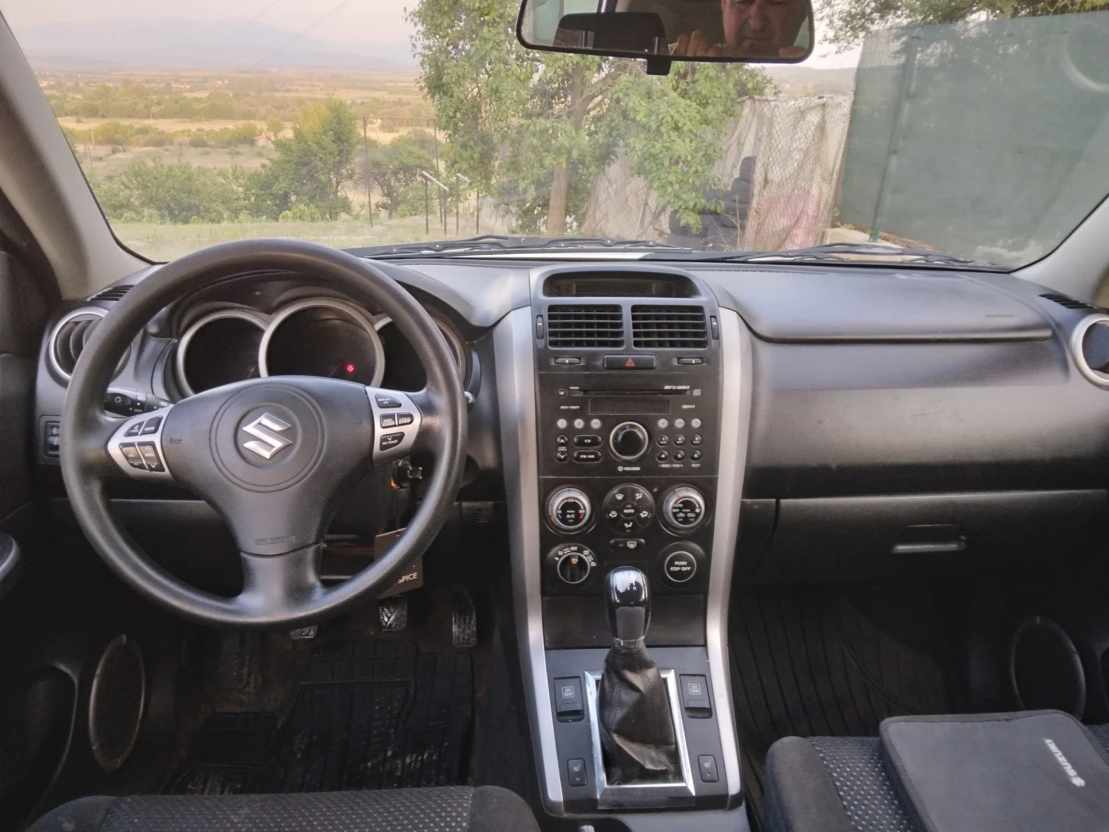Suzuki Grand vitara 2.000, снимка 12 - Автомобили и джипове - 56718800