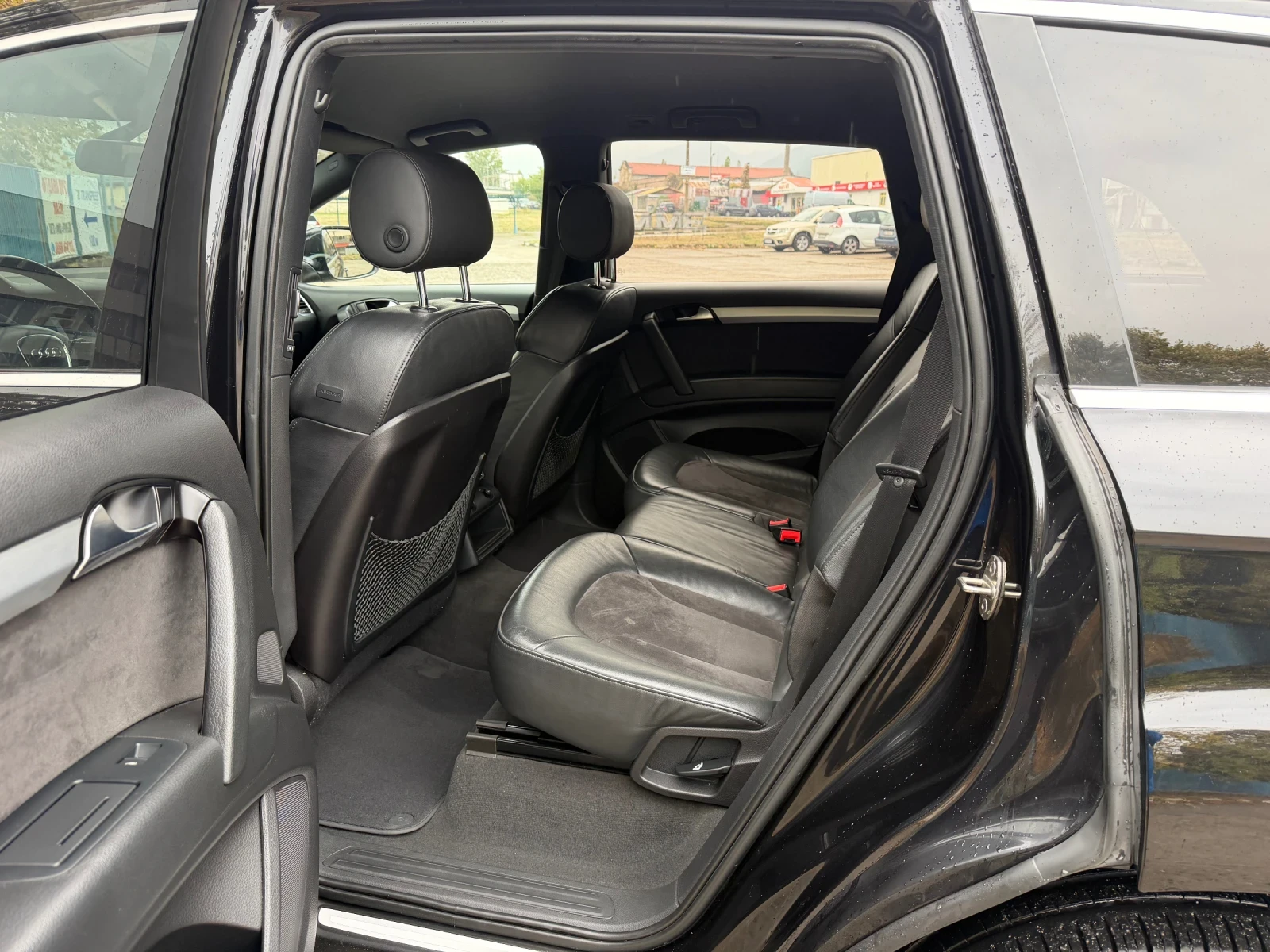 Audi Q7 FACE* S-line* ИТАЛИЯ , снимка 9 - Автомобили и джипове - 56740211