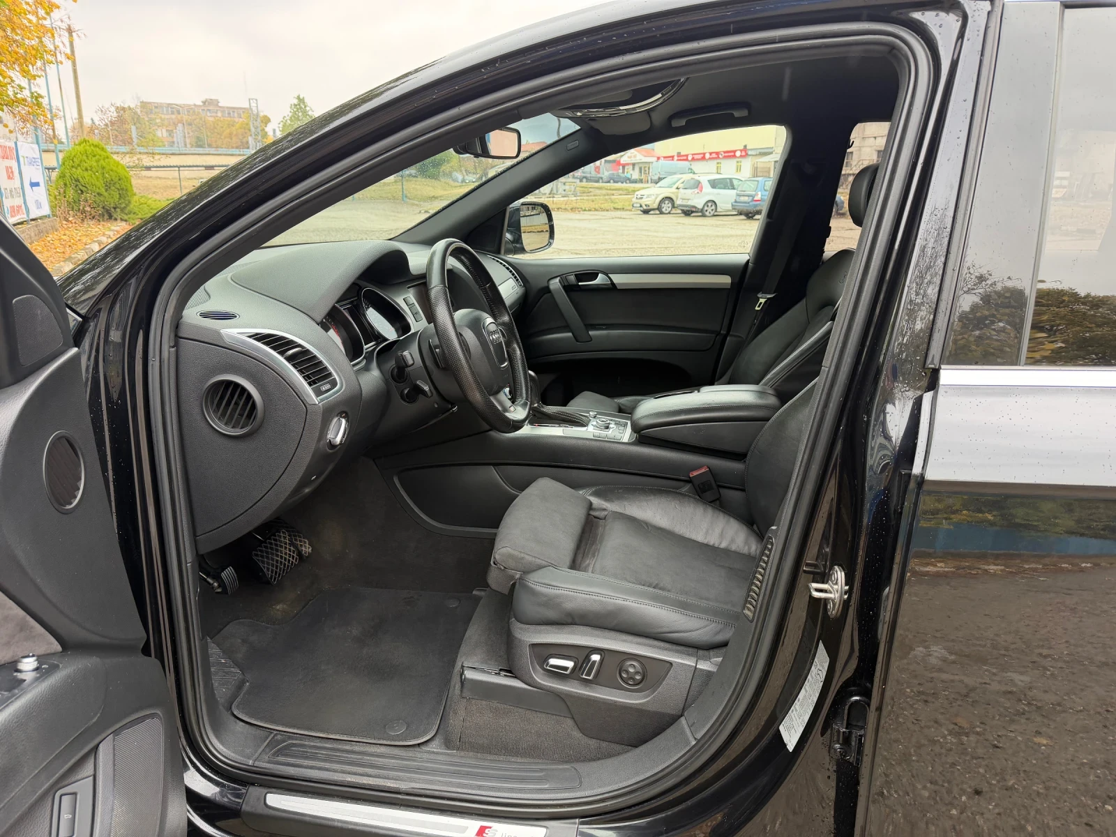 Audi Q7 FACE* S-line* ИТАЛИЯ , снимка 8 - Автомобили и джипове - 56740211