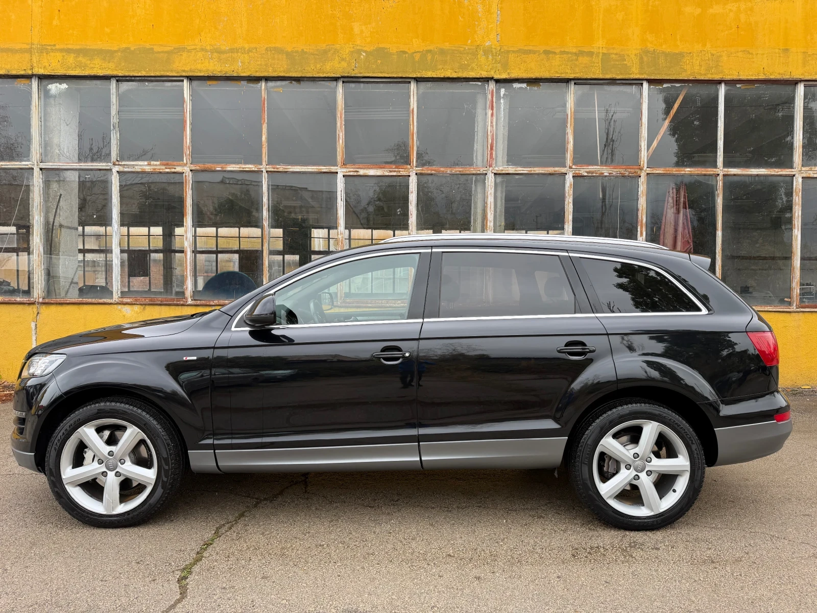Audi Q7 FACE* S-line* ИТАЛИЯ , снимка 6 - Автомобили и джипове - 56740211