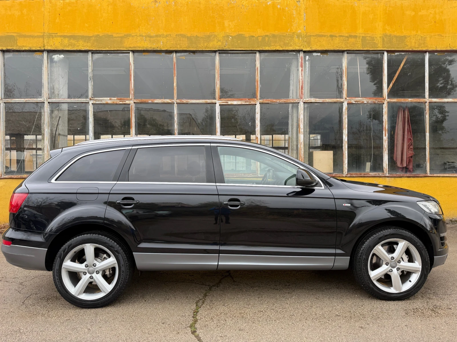 Audi Q7 FACE* S-line* ИТАЛИЯ , снимка 2 - Автомобили и джипове - 56740211