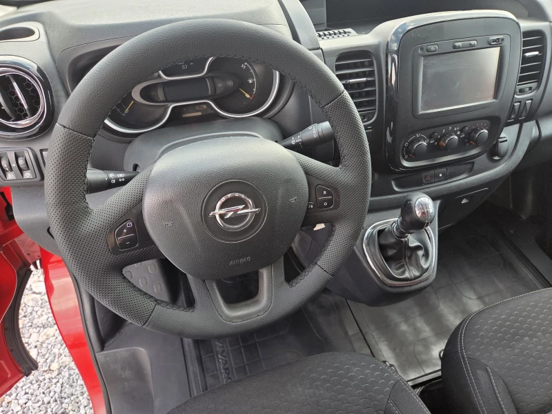 Opel Vivaro Хладилен, Нави, Клима, Две странични врати, снимка 10 - Бусове и автобуси - 50835089