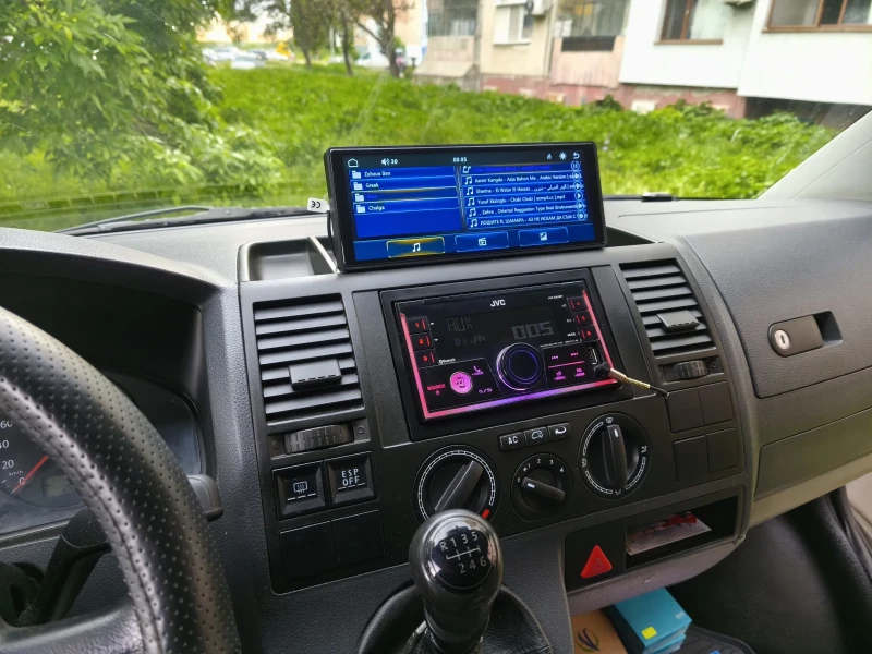 VW T5, снимка 2 - Бусове и автобуси - 52953254