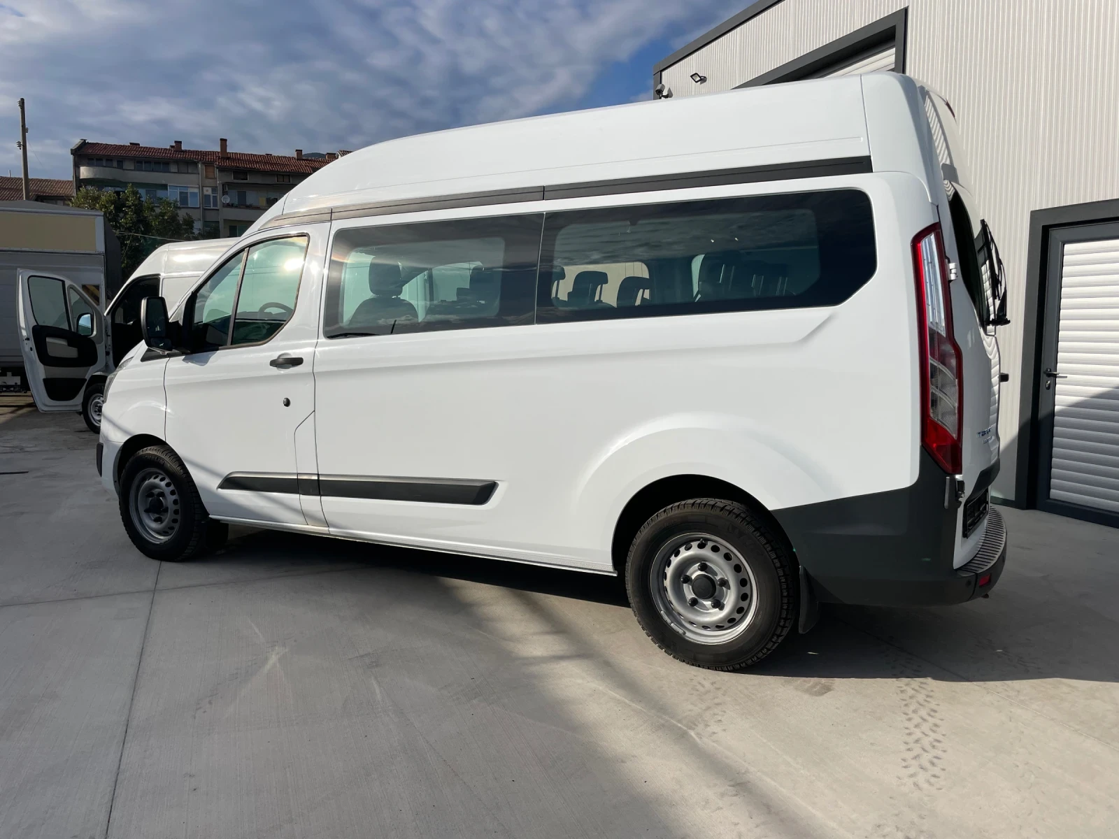 Ford Transit CUSTOM / 2.2cdti / КЛИМАТИК / ПАРКТРОНИК / АВТОПИЛ - изображение 5