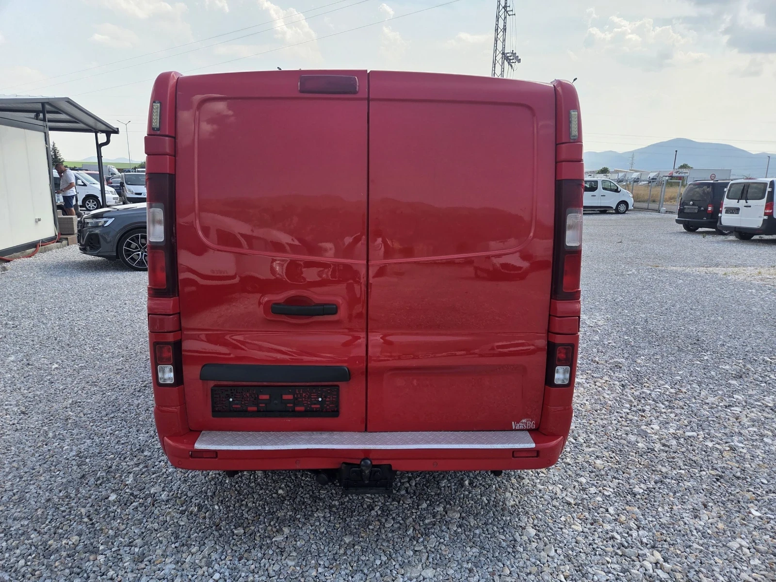 Opel Vivaro Хладилен, Нави, Клима, Две странични врати - изображение 4