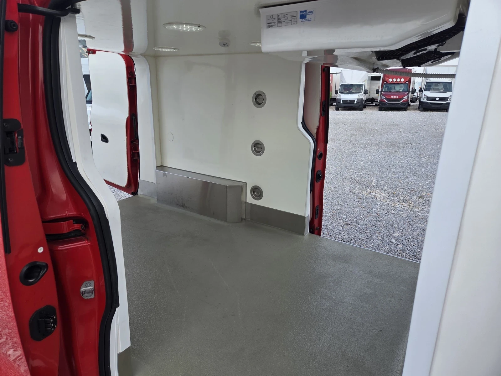 Opel Vivaro , , ,    | Mobile.bg   14