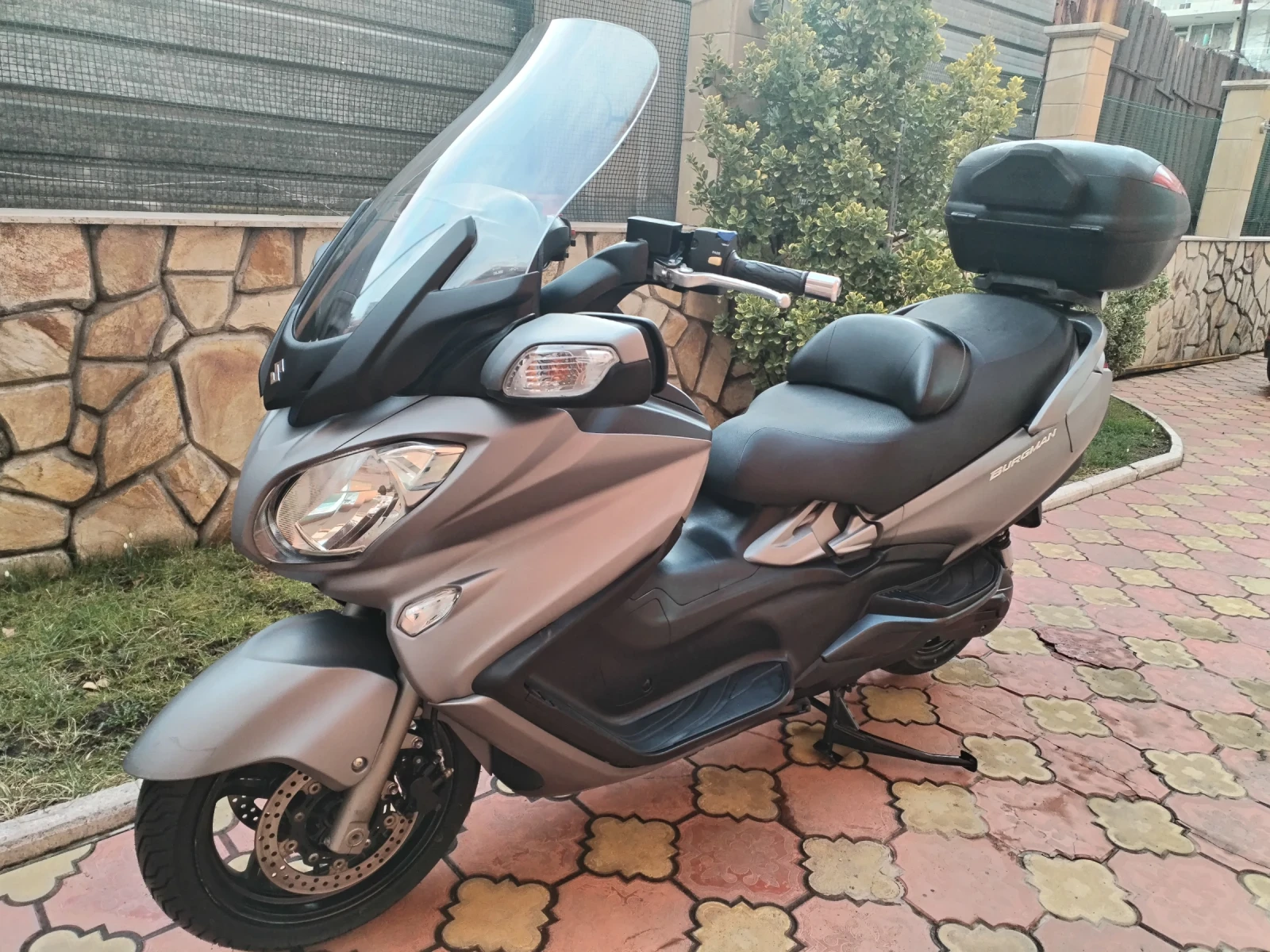 Suzuki Burgman 650i ABS PERFEKTEN!!!  - изображение 2