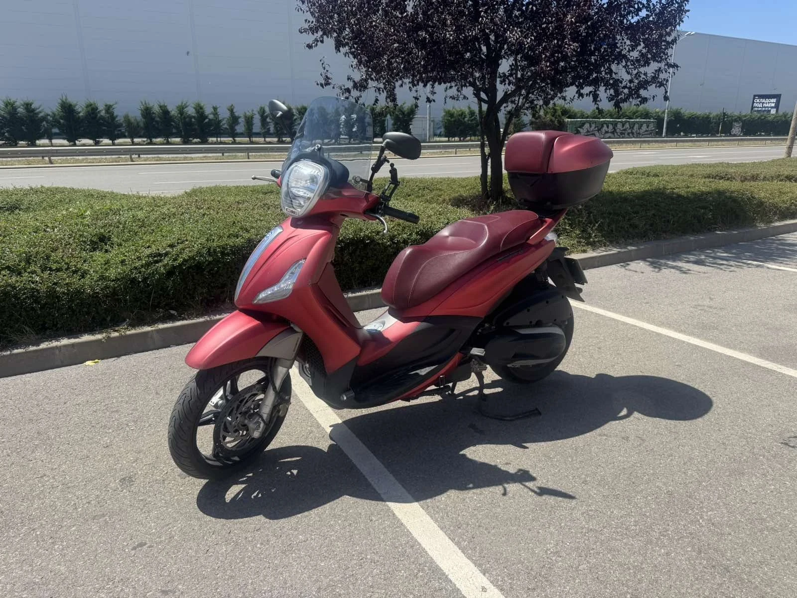 Piaggio Beverly 350 sport, снимка 2 - Мотоциклети и мототехника - 55613920