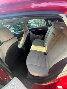 Hyundai Elantra, снимка 3