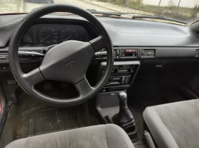 Mazda 323 седан, снимка 6