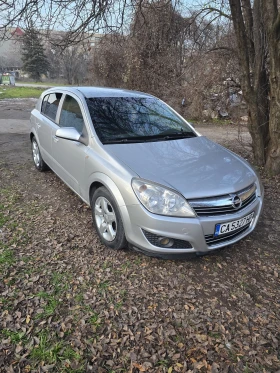 Opel Astra, снимка 1