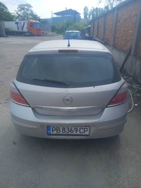 Opel Astra 1.7 CDTI, снимка 2