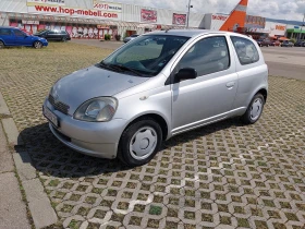 Toyota Yaris 1.0, снимка 1