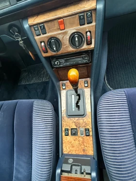 Mercedes-Benz 124 300ТД климатик! 4х4, снимка 13