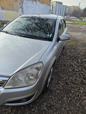 Opel Astra, снимка 3 - Автомобили и джипове - 53684771