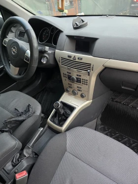 Opel Astra, снимка 11 - Автомобили и джипове - 53684771