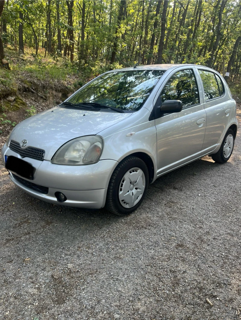 Toyota Yaris 1.3 VVTI, снимка 7 - Автомобили и джипове - 46527232