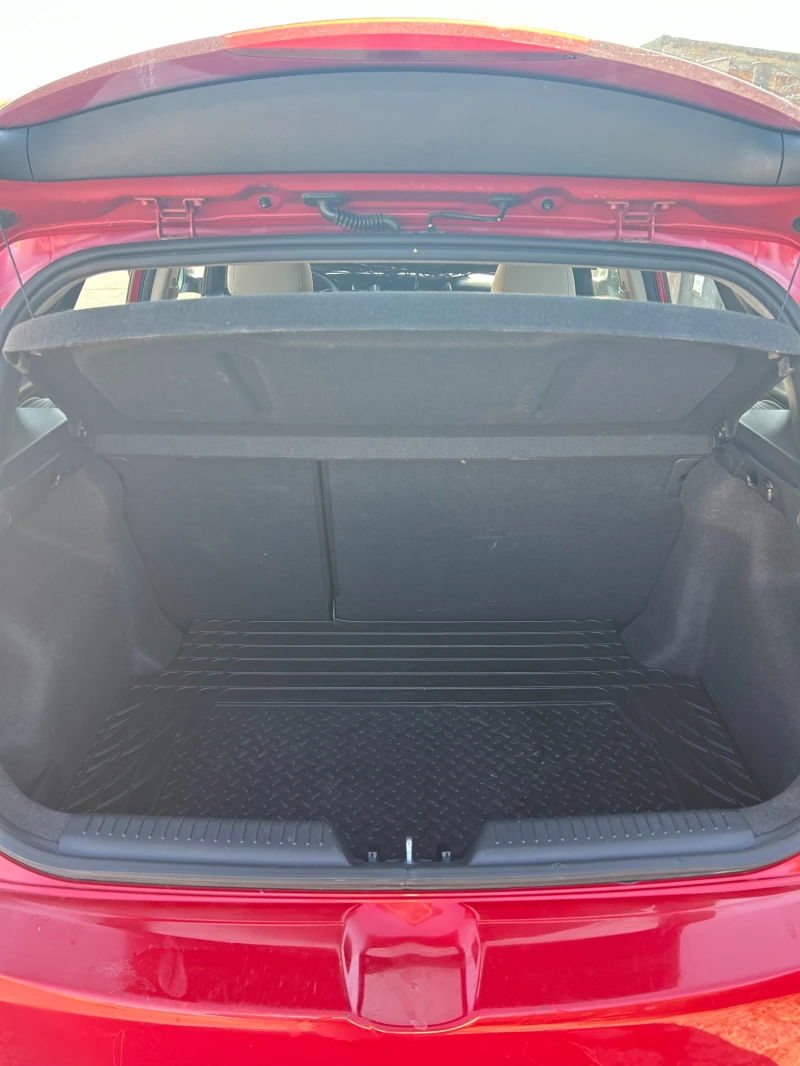 Hyundai Elantra, снимка 9 - Автомобили и джипове - 52359645