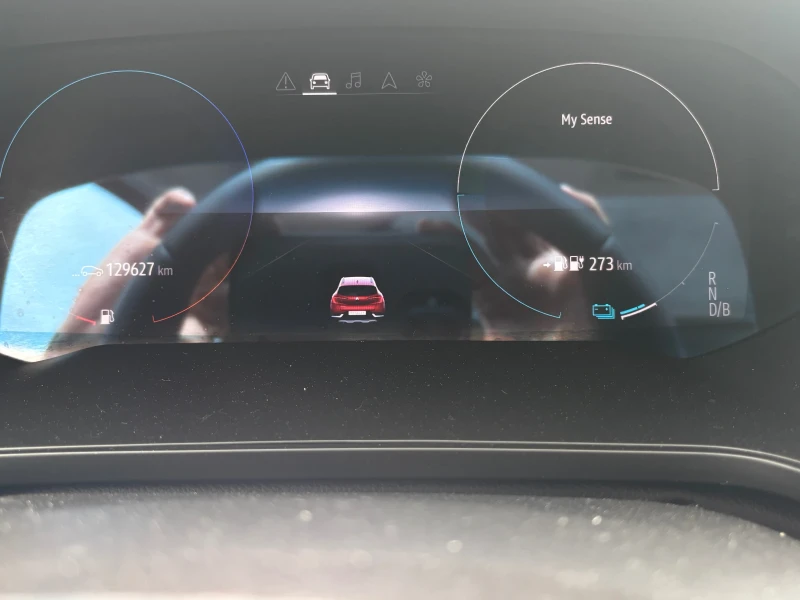 Renault Captur, снимка 8 - Автомобили и джипове - 51466234