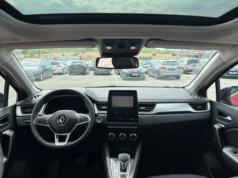 Renault Captur, снимка 11 - Автомобили и джипове - 51466234