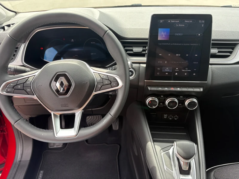 Renault Captur, снимка 12 - Автомобили и джипове - 51466234