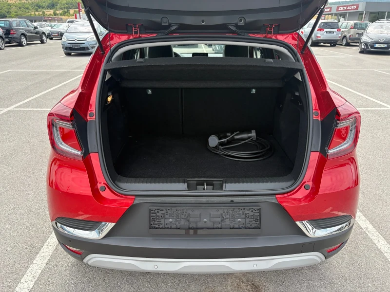 Renault Captur, снимка 7 - Автомобили и джипове - 51466234