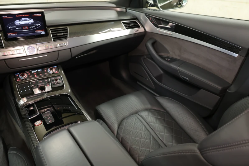 Audi S8 4.0 TFSI Quattro, снимка 10 - Автомобили и джипове - 52104821