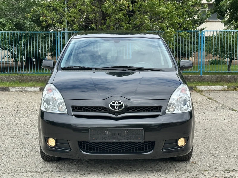 Toyota Corolla verso 1.8i NAVI/ 6+ 1, снимка 8 - Автомобили и джипове - 52729760