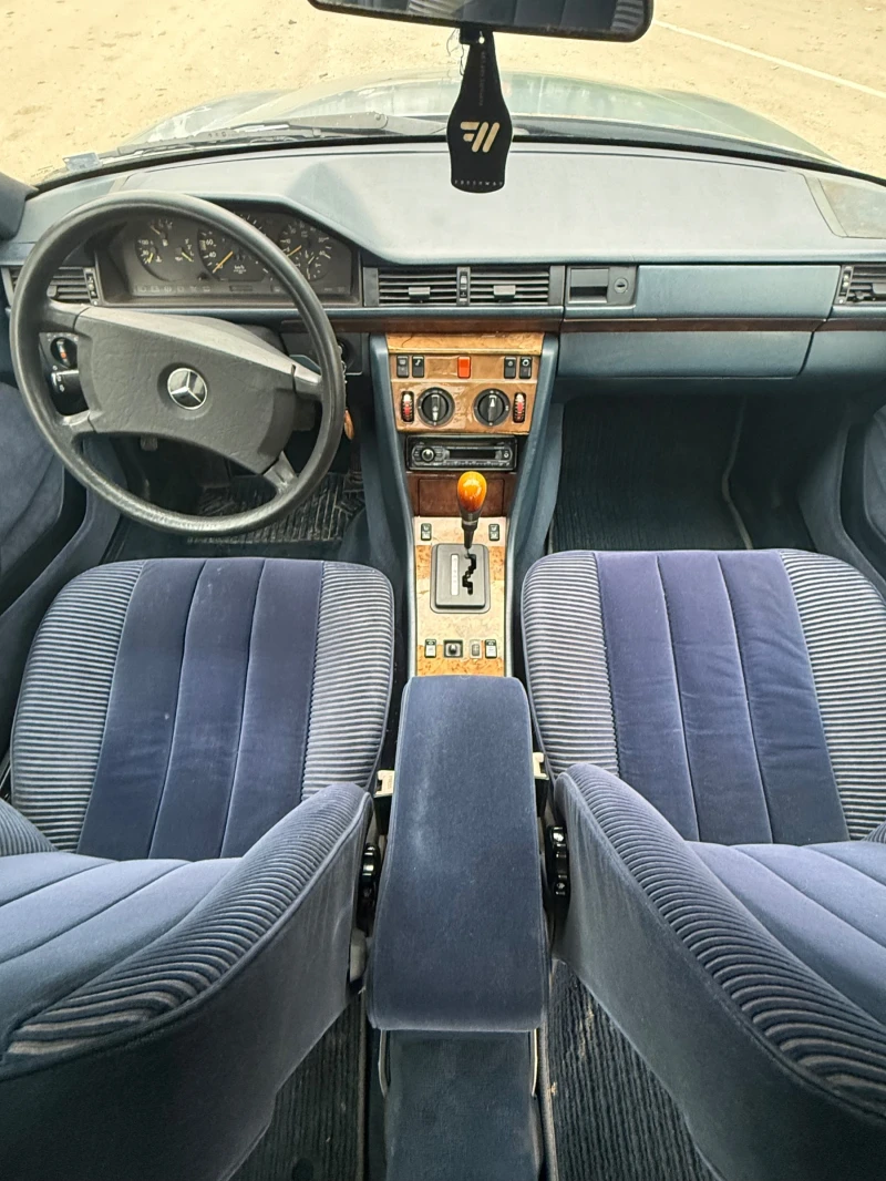 Mercedes-Benz 124 300ТД климатик! 4х4, снимка 10 - Автомобили и джипове - 52638316