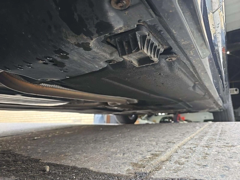 BMW 750 xDrive, снимка 14 - Автомобили и джипове - 52740754