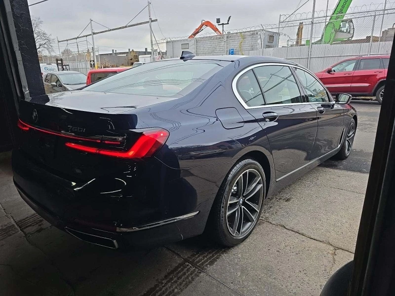 BMW 750 xDrive, снимка 4 - Автомобили и джипове - 52740754