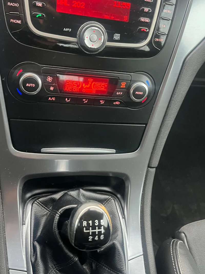 Ford Mondeo 2.0TDCI 163 KC, снимка 11 - Автомобили и джипове - 53051416