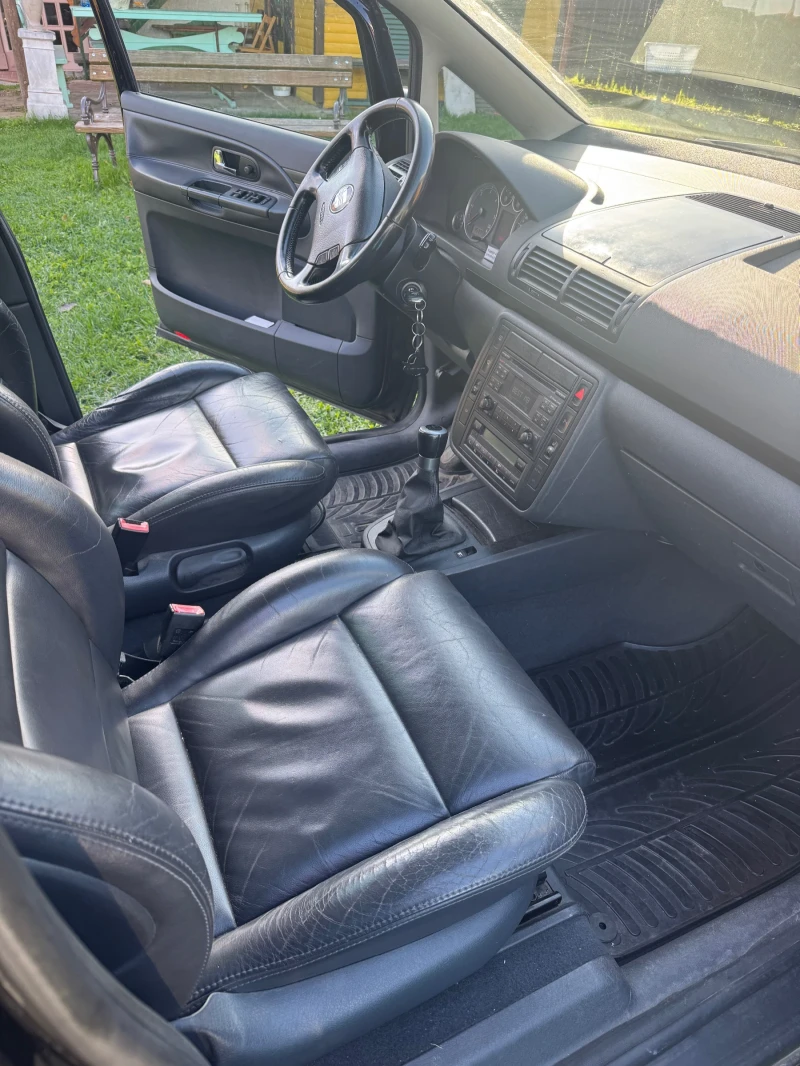 Seat Alhambra 2.0 TDI, снимка 9 - Автомобили и джипове - 53256201