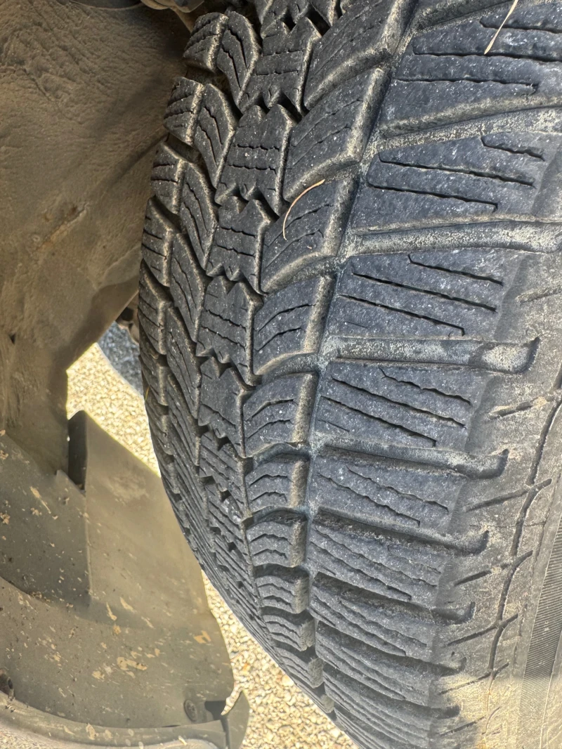 Seat Alhambra 2.0 TDI, снимка 7 - Автомобили и джипове - 53256201