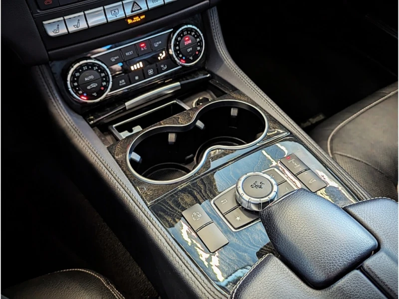 Mercedes-Benz CLS 550  С РЕГИСТРАЦИЯ & АВТО КРЕДИТ , снимка 12 - Автомобили и джипове - 53257744