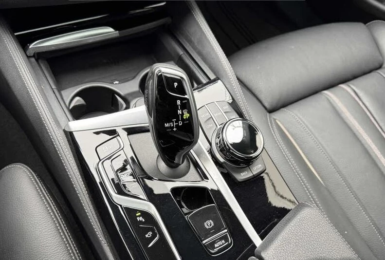 BMW 550 xDrive * АвтоКреди* (ЦЕНА ДО БГ)* , снимка 12 - Автомобили и джипове - 53076644