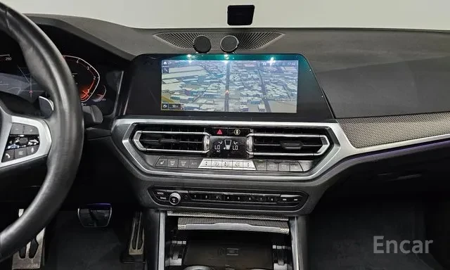BMW 320 D * M ПАКЕТ * HEAD UP * ПОЛУ КОЖА * БЕЗ ИНЦИДЕНТИ , снимка 8 - Автомобили и джипове - 56154262