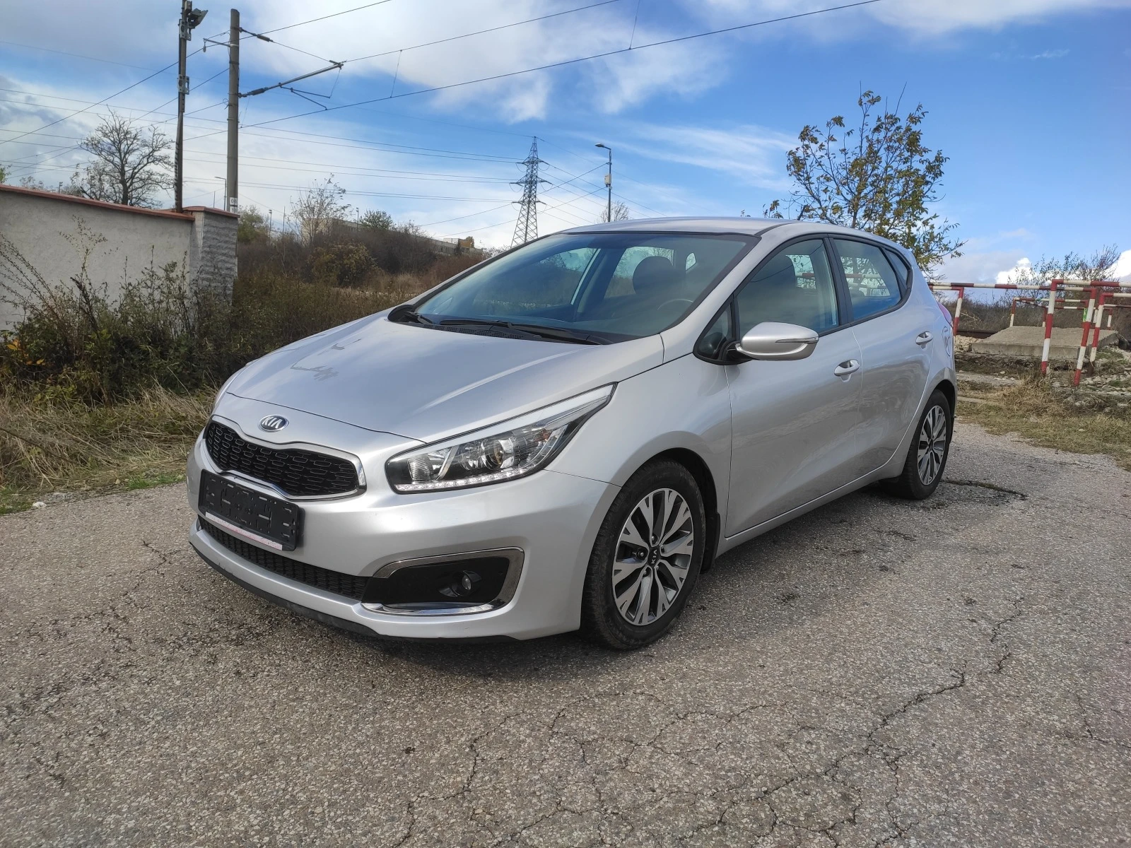 Kia Ceed 1.6 136 кс - изображение 4