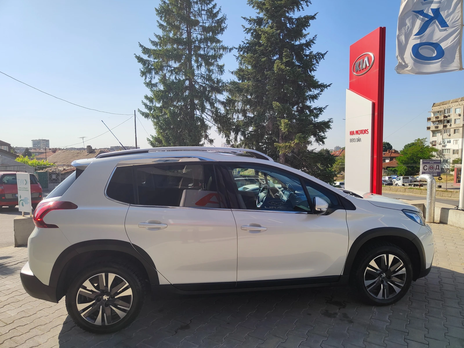 Peugeot 2008 ALLURE - изображение 3