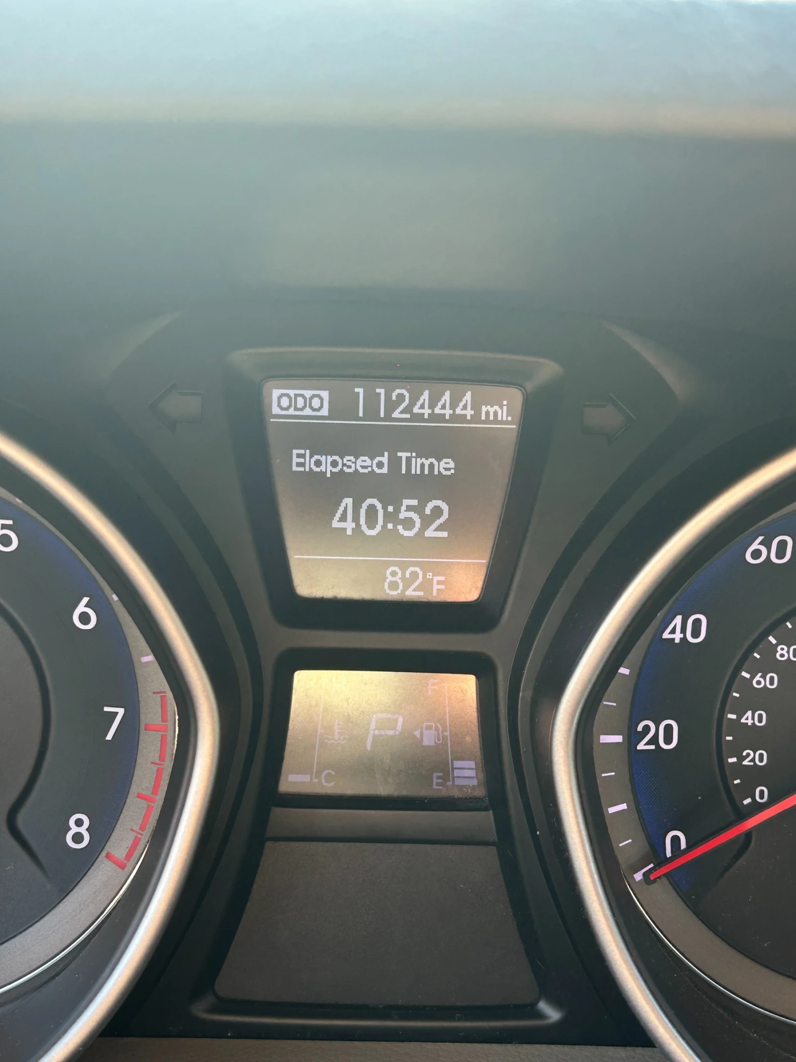 Hyundai Elantra  - изображение 7