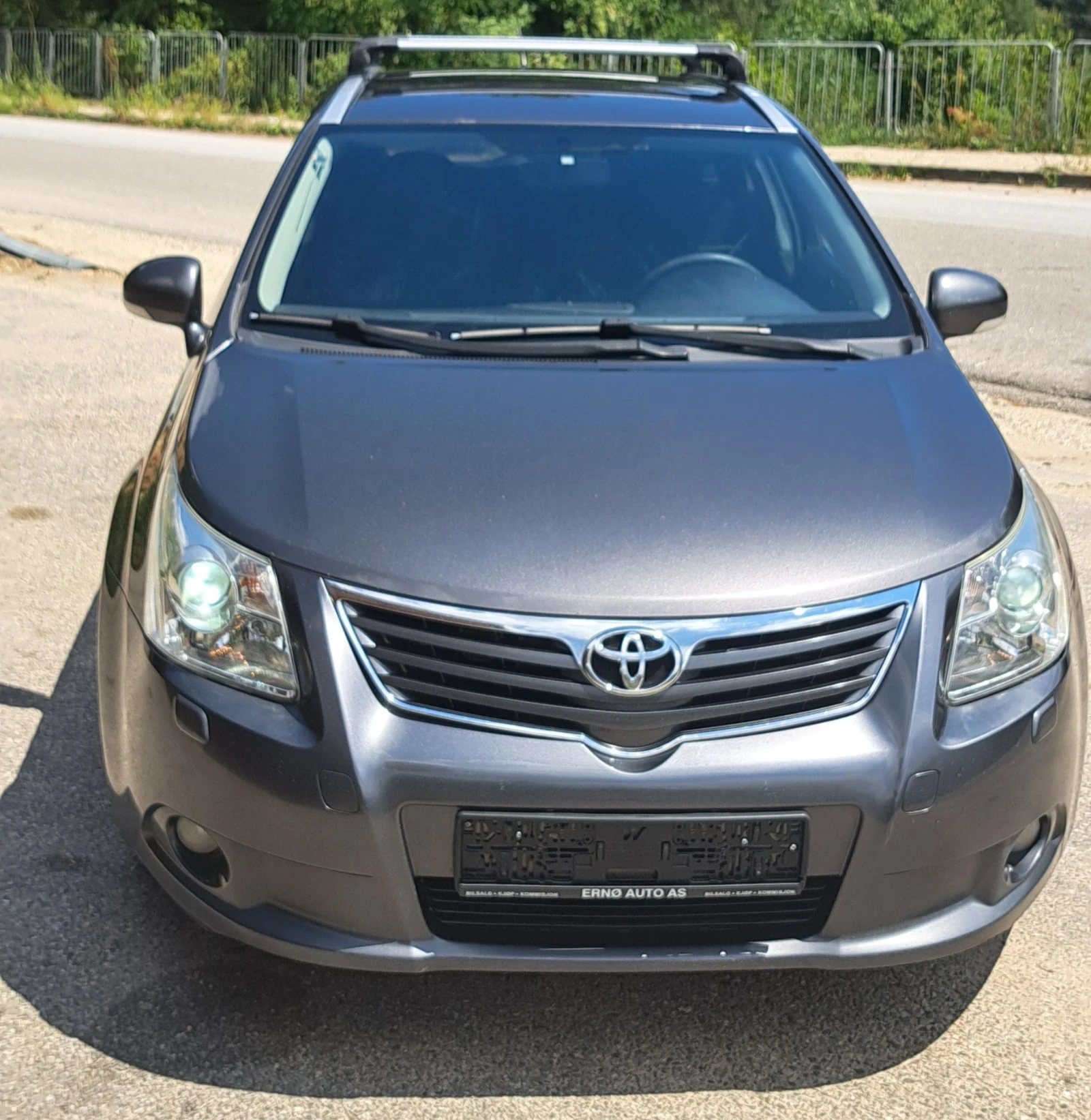 Toyota Avensis  - изображение 2