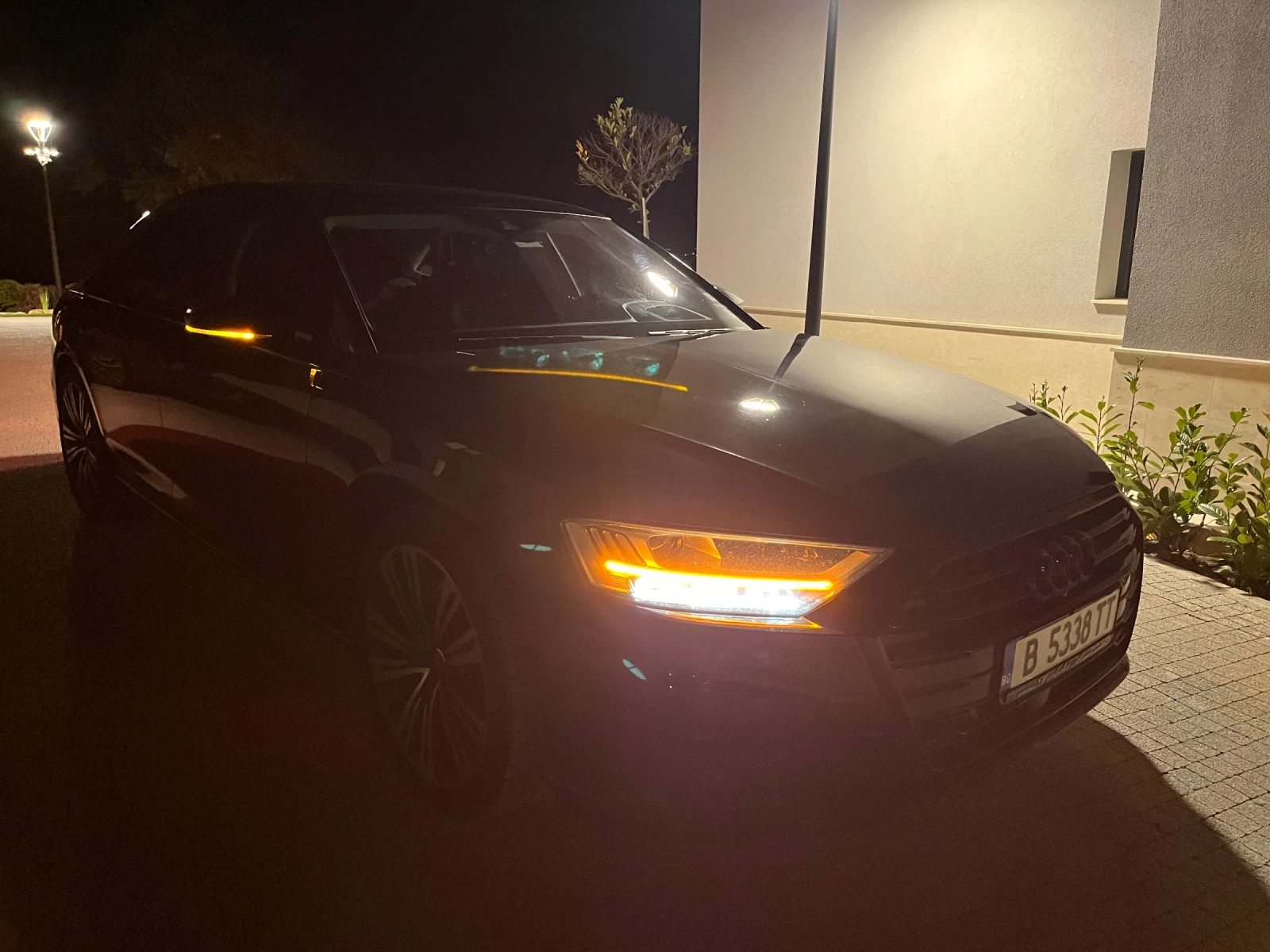 Audi A8  - изображение 7