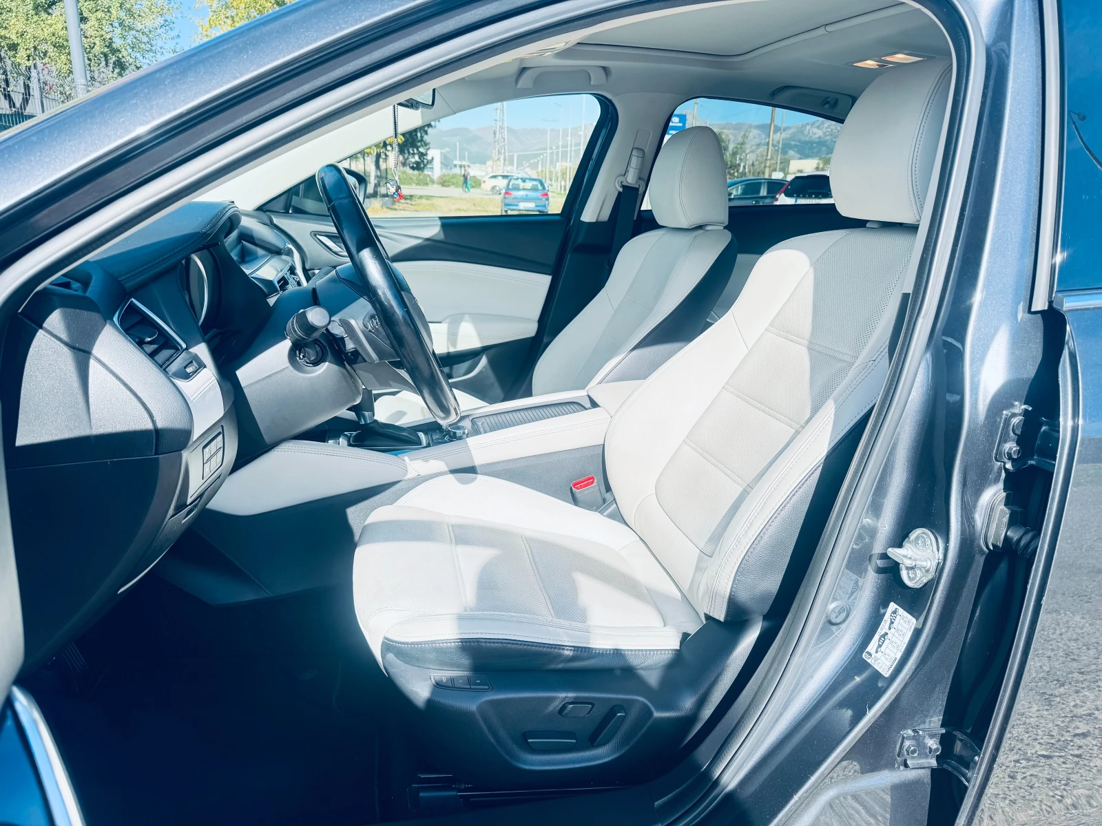 Mazda 6  ULTIMATE 2.2 SKYACTIV-D Automatic - изображение 9