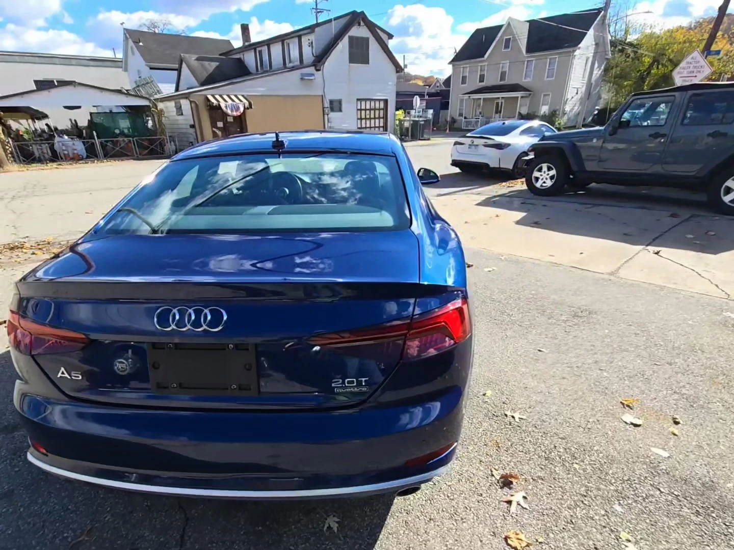 Audi A5 Premium - изображение 3