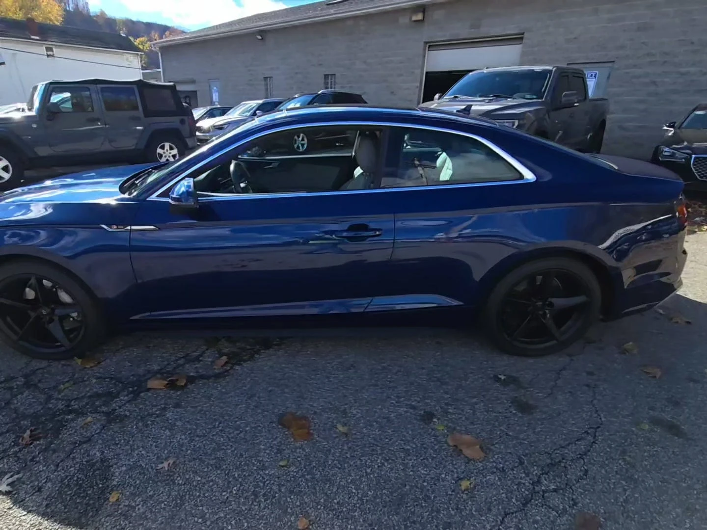 Audi A5 Premium - изображение 4