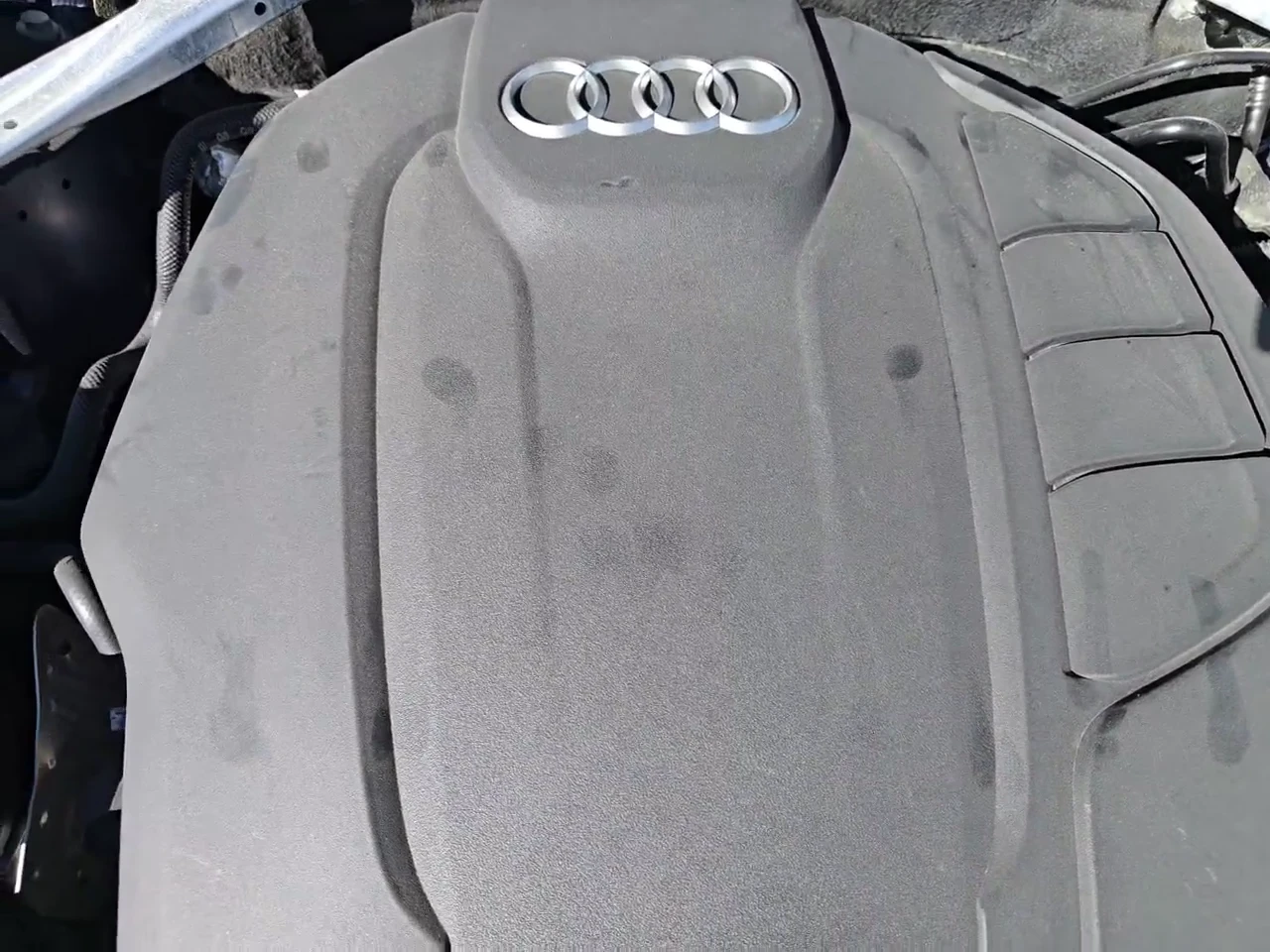 Audi A5 Premium - изображение 10