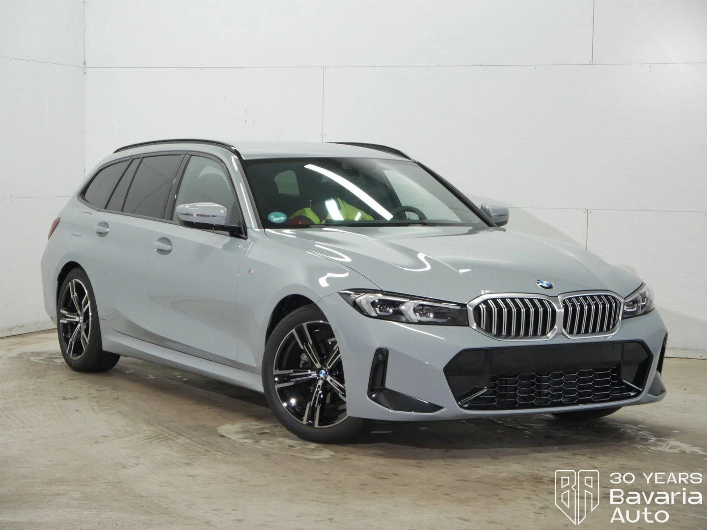 BMW 318 i Touring Steptronic - изображение 4