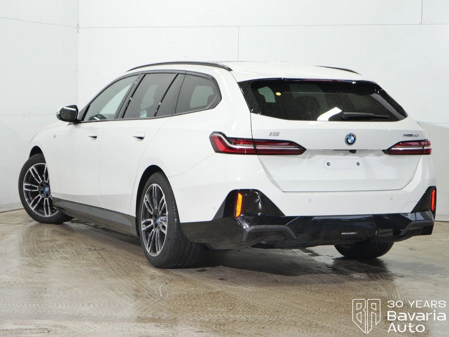 BMW i5 40 eDrive Touring M Sport Paket | Mobile.bg � ����������� 2
