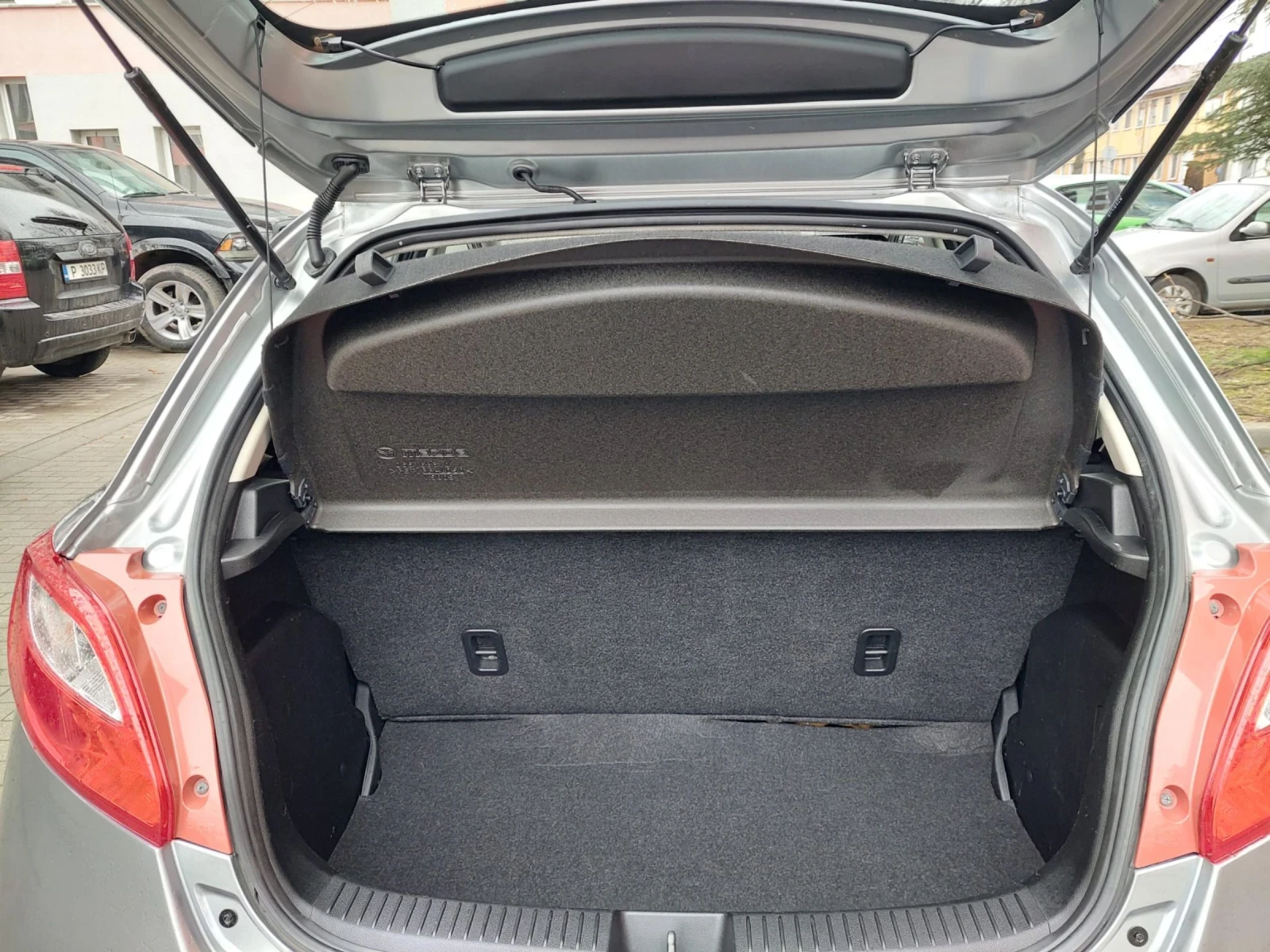 Mazda 2 1.3 FACELIFT | Mobile.bg � ����������� 12